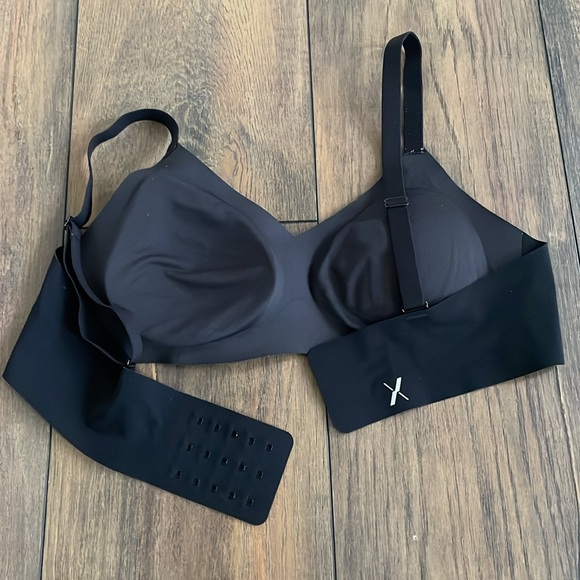 Knix Bra size 2 - Picture 3 of 3